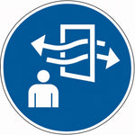 ISO 7010 M056 ruimte ventileren — blauw-wit gebodsbord met persoon, open raam en luchtstroom
