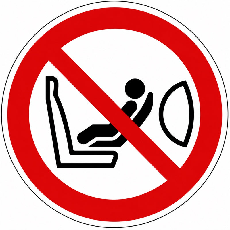ISO 7010 P074 niet dicht bij de airbag zitten — rood-wit verbodsbord met persoon in stoel vlak voor een airbag